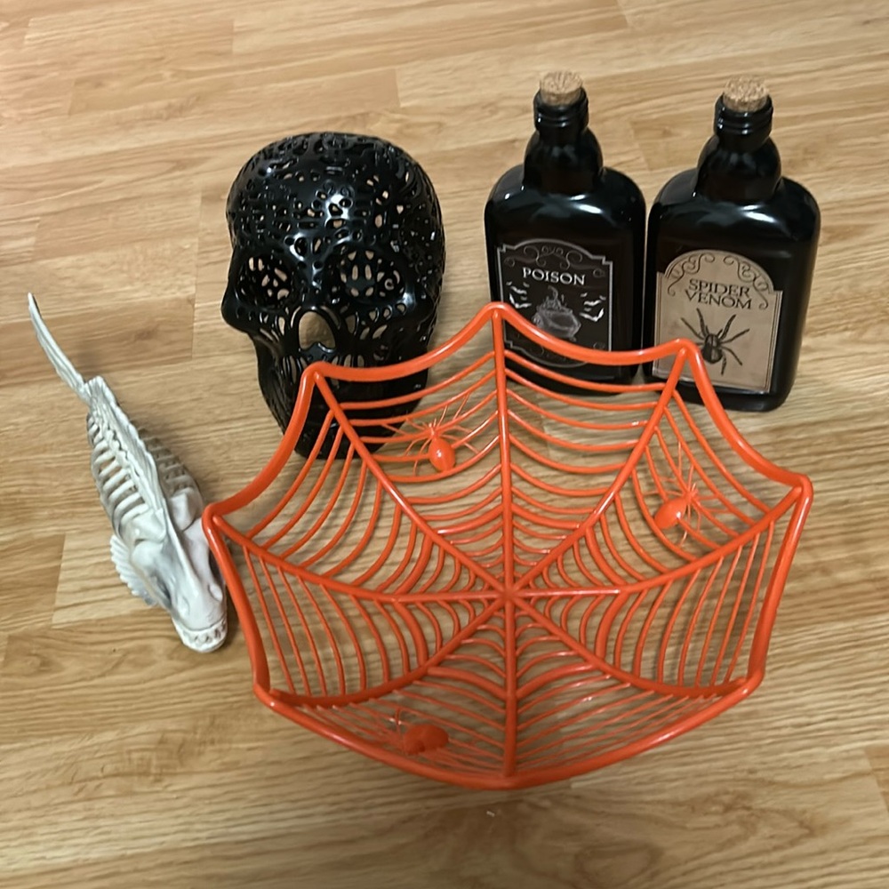 Halloween decor